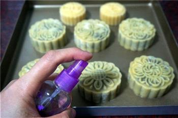 广式红豆蓉月饼怎么做，广式红豆蓉月饼怎么做好吃，广式红豆蓉月饼做法