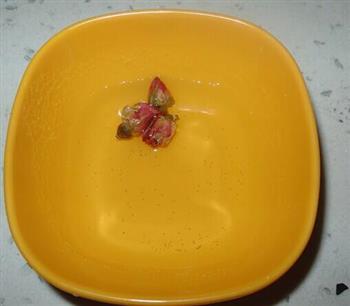 菊花水晶球怎么做，菊花水晶球怎么做好吃，菊花水晶球做法