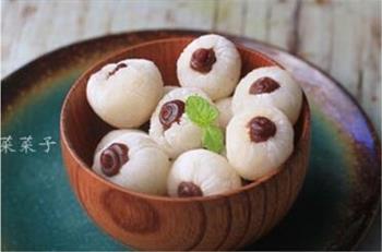 豆沙冻荔枝怎么做，豆沙冻荔枝怎么做好吃，豆沙冻荔枝做法