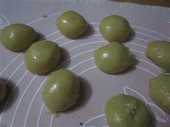 绿豆沙月饼怎么做，绿豆沙月饼怎么做好吃，绿豆沙月饼做法