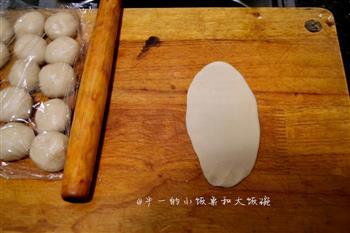 鲜肉榨菜月饼怎么做，鲜肉榨菜月饼怎么做好吃，鲜肉榨菜月饼做法