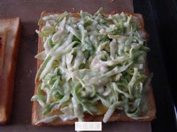 卷心菜三明治怎么做，卷心菜三明治怎么做好吃，卷心菜三明治做法