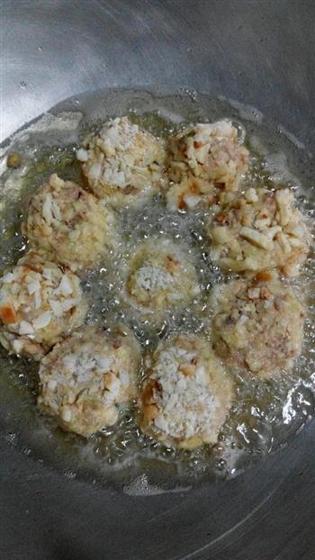 土豆鸡块怎么做，土豆鸡块怎么做好吃，土豆鸡块做法