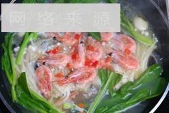 上汤金针菇北极虾怎么做，上汤金针菇北极虾怎么做好吃，上汤金针菇北极虾做法