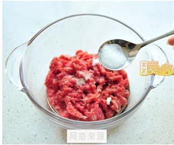 迷你牛肉汉堡怎么做，迷你牛肉汉堡怎么做好吃，迷你牛肉汉堡做法