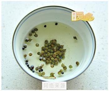 迷你牛肉汉堡怎么做，迷你牛肉汉堡怎么做好吃，迷你牛肉汉堡做法