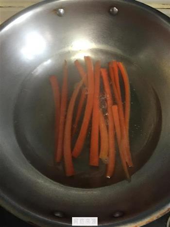 三文鱼反转寿司怎么做，三文鱼反转寿司怎么做好吃，三文鱼反转寿司做法