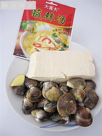 海鲜酸辣汤怎么做，海鲜酸辣汤怎么做好吃，海鲜酸辣汤做法