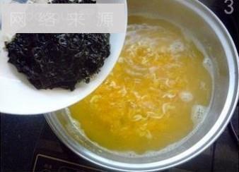 紫菜虾皮南瓜汤怎么做，紫菜虾皮南瓜汤怎么做好吃，紫菜虾皮南瓜汤做法
