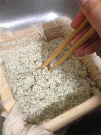 黑豆豆腐怎么做，黑豆豆腐怎么做好吃，黑豆豆腐做法