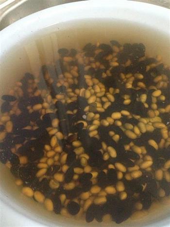 黑豆豆腐怎么做，黑豆豆腐怎么做好吃，黑豆豆腐做法