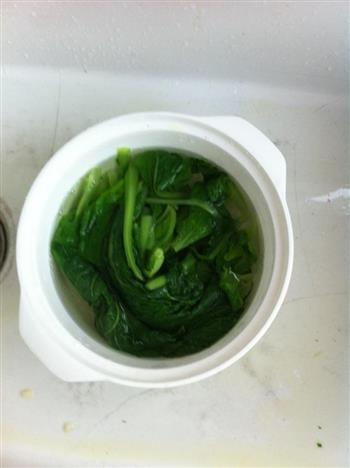 油泼小白菜怎么做，油泼小白菜怎么做好吃，油泼小白菜做法