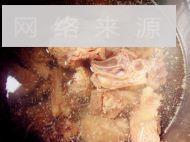 香菇黄花菜炖鸡怎么做，香菇黄花菜炖鸡怎么做好吃，香菇黄花菜炖鸡做法