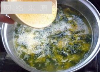 紫菜虾皮南瓜汤怎么做，紫菜虾皮南瓜汤怎么做好吃，紫菜虾皮南瓜汤做法