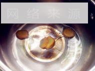 香菇黄花菜炖鸡怎么做，香菇黄花菜炖鸡怎么做好吃，香菇黄花菜炖鸡做法