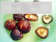 香菇黄花菜炖鸡怎么做，香菇黄花菜炖鸡怎么做好吃，香菇黄花菜炖鸡做法