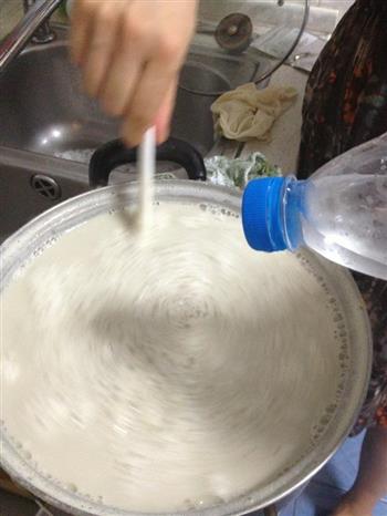 黑豆豆腐怎么做，黑豆豆腐怎么做好吃，黑豆豆腐做法
