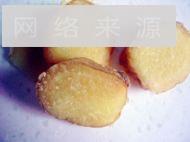香菇黄花菜炖鸡怎么做，香菇黄花菜炖鸡怎么做好吃，香菇黄花菜炖鸡做法