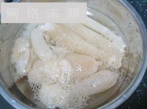 牛蒡竹荪鸡翅汤怎么做，牛蒡竹荪鸡翅汤怎么做好吃，牛蒡竹荪鸡翅汤做法