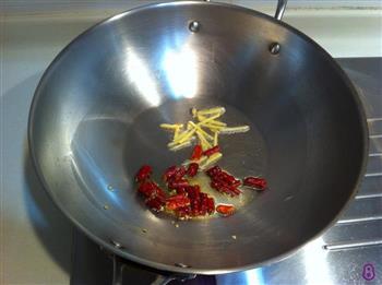 蚝油炒双菇怎么做，蚝油炒双菇怎么做好吃，蚝油炒双菇做法