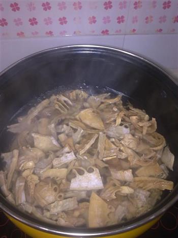 红油笋丁怎么做，红油笋丁怎么做好吃，红油笋丁做法
