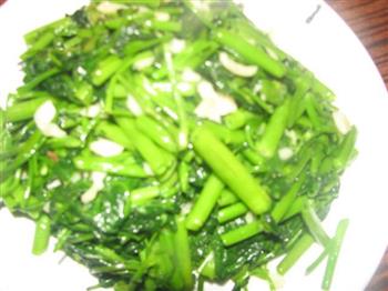 蒜蓉空心菜怎么做，蒜蓉空心菜怎么做好吃，蒜蓉空心菜做法