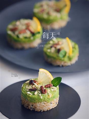 牛油果米饭塔怎么做，牛油果米饭塔怎么做好吃，牛油果米饭塔做法