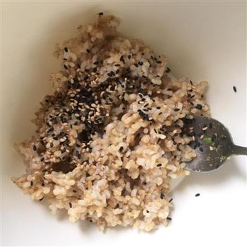 牛油果米饭塔怎么做，牛油果米饭塔怎么做好吃，牛油果米饭塔做法