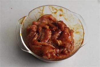 香酥酱汁煎猪排怎么做，香酥酱汁煎猪排怎么做好吃，香酥酱汁煎猪排做法