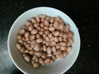 面粉花生怎么做，面粉花生怎么做好吃，面粉花生做法