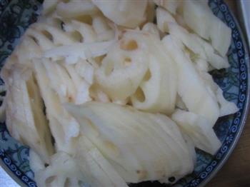 酸辣藕片怎么做，酸辣藕片怎么做好吃，酸辣藕片做法