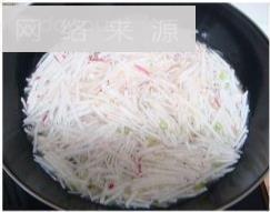 蛎黄萝卜丝汤怎么做，蛎黄萝卜丝汤怎么做好吃，蛎黄萝卜丝汤做法