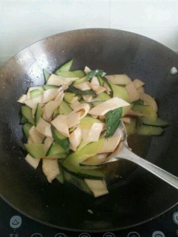 清香菌瓜怎么做，清香菌瓜怎么做好吃，清香菌瓜做法