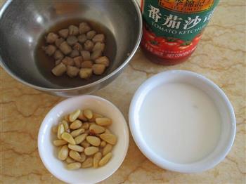 茄汁干贝松仁酿豆腐怎么做，茄汁干贝松仁酿豆腐怎么做好吃，茄汁干贝松仁酿豆腐做法