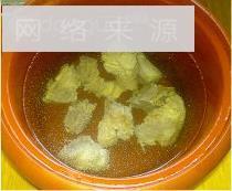 虫草无花果煲排骨怎么做，虫草无花果煲排骨怎么做好吃，虫草无花果煲排骨做法