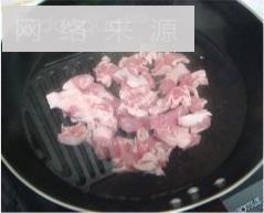 西红柿牛肉汤怎么做，西红柿牛肉汤怎么做好吃，西红柿牛肉汤做法