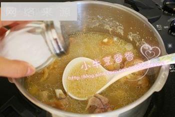 香浓猪手汤怎么做，香浓猪手汤怎么做好吃，香浓猪手汤做法