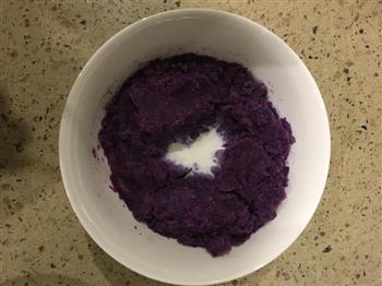 紫薯豆沙糯米丸子怎么做，紫薯豆沙糯米丸子怎么做好吃，紫薯豆沙糯米丸子做法