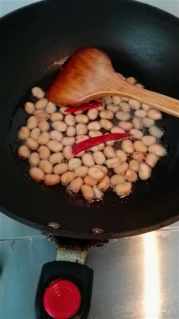 自制五香蚕豆怎么做，自制五香蚕豆怎么做好吃，自制五香蚕豆做法