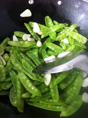 蒜片荷兰豆怎么做，蒜片荷兰豆怎么做好吃，蒜片荷兰豆做法