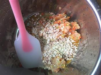 自制狗狗美毛鸡肉燕麦球怎么做，自制狗狗美毛鸡肉燕麦球怎么做好吃，自制狗狗美毛鸡肉燕麦球做法