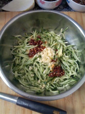 拌黄瓜菜怎么做，拌黄瓜菜怎么做好吃，拌黄瓜菜做法