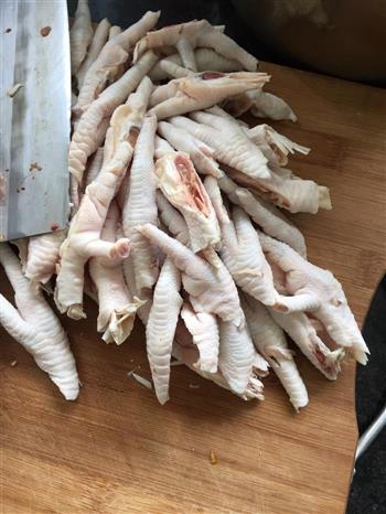 绝味泡椒凤爪怎么做，绝味泡椒凤爪怎么做好吃，绝味泡椒凤爪做法