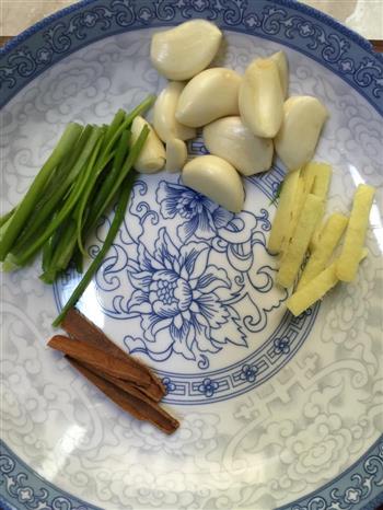 家乡的味道 红烧黄鳝怎么做，家乡的味道 红烧黄鳝怎么做好吃，家乡的味道 红烧黄鳝做法