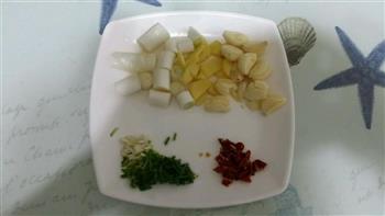 香辣豆腐虾怎么做，香辣豆腐虾怎么做好吃，香辣豆腐虾做法