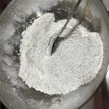 营养芝麻黑米糕怎么做，营养芝麻黑米糕怎么做好吃，营养芝麻黑米糕做法