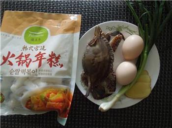 白蟹炒年糕怎么做，白蟹炒年糕怎么做好吃，白蟹炒年糕做法