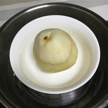 冰糖川贝炖雪梨怎么做，冰糖川贝炖雪梨怎么做好吃，冰糖川贝炖雪梨做法