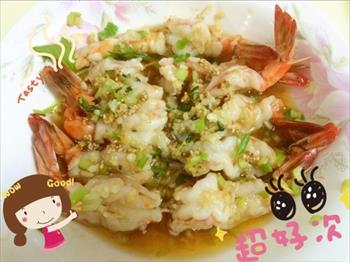 蒜蓉蒸虾怎么做，蒜蓉蒸虾怎么做好吃，蒜蓉蒸虾做法