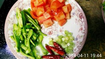 青椒茄丝怎么做，青椒茄丝怎么做好吃，青椒茄丝做法
